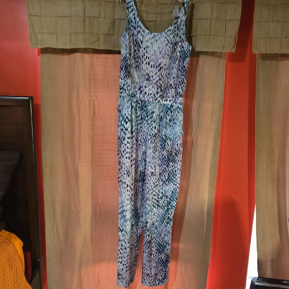 Vince Camuto Blue and Purple Jumpsuit Sleeveless V-Neck